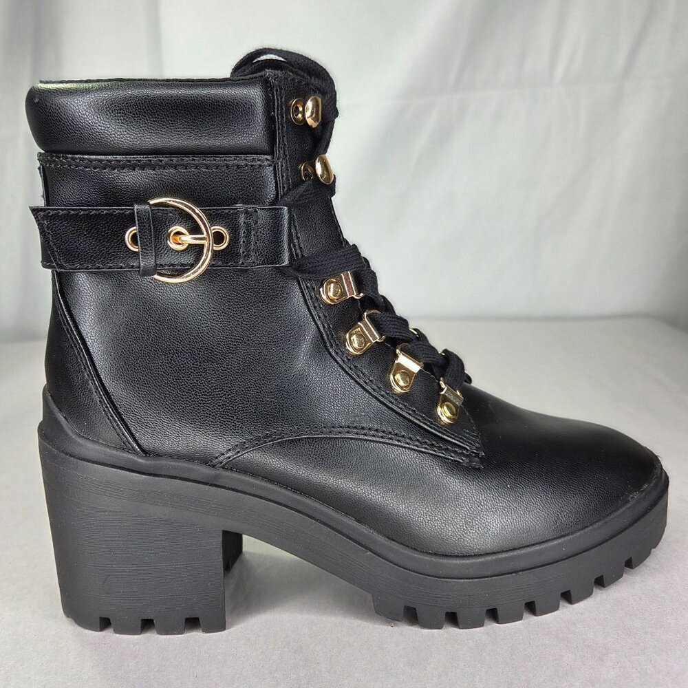 NWOT Wild Pair Women's Bridgitt Lace-up Side-Zip Lug-Sole Booties - Picture 2 of 7